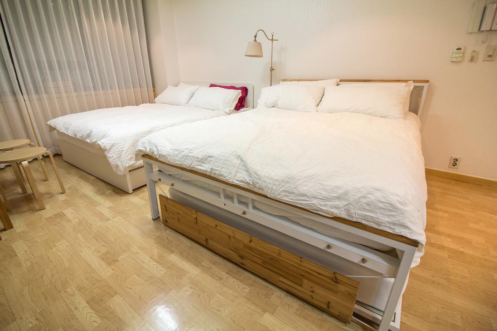 Junho House
